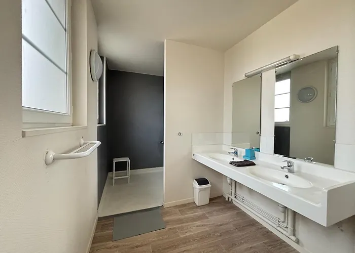 Les Sables D'or Grand Lumineux Bien Equipe 1er Etage Vue Panoramique Sur Campagne Pres Superette, A 600 M Proche Omaha Et Pointe Du Hoc Parking Gratuit, Garage A Disposition Apartmán *