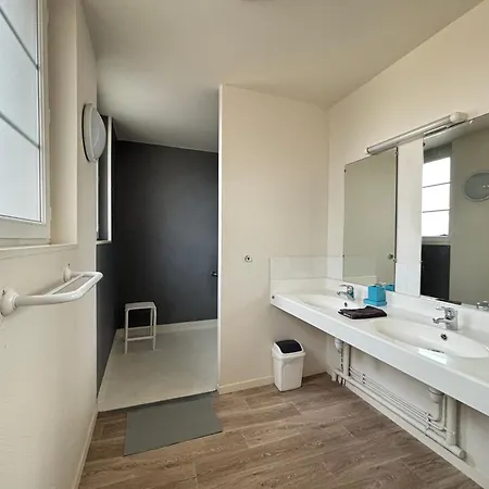 Les Sables D'or Grand Lumineux Bien Equipe 1er Etage Vue Panoramique Sur Campagne Pres Superette, A 600 M Proche Omaha Et Pointe Du Hoc Parking Gratuit, Garage A Disposition Lejlighed *
